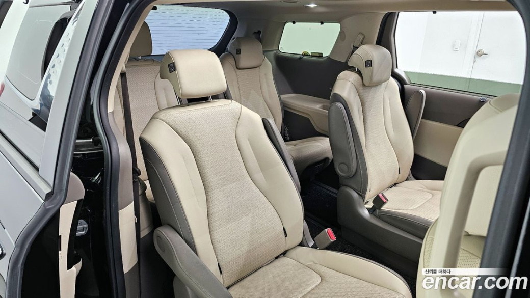 Kia Carnival 9-Seater Noblesse, 2022