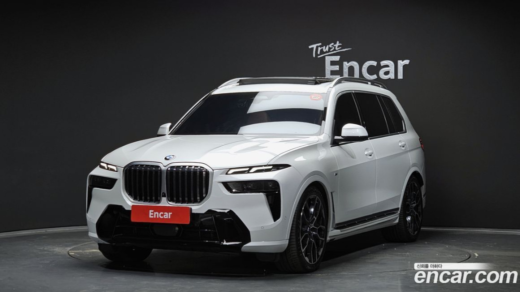 BMW X7 xDrive 40i M Sport 6STR, 2024