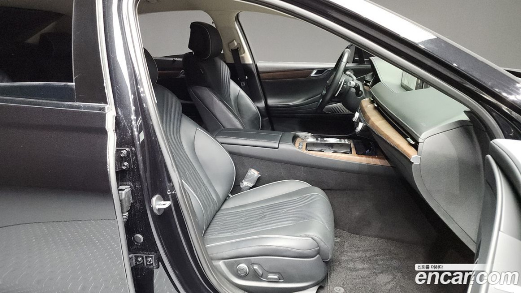 Genesis G80 Gasoline 2.5 Turbo AWD, 2022