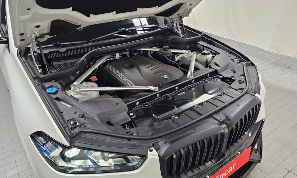 BMW X5 xDrive 40i M Sport, 2025