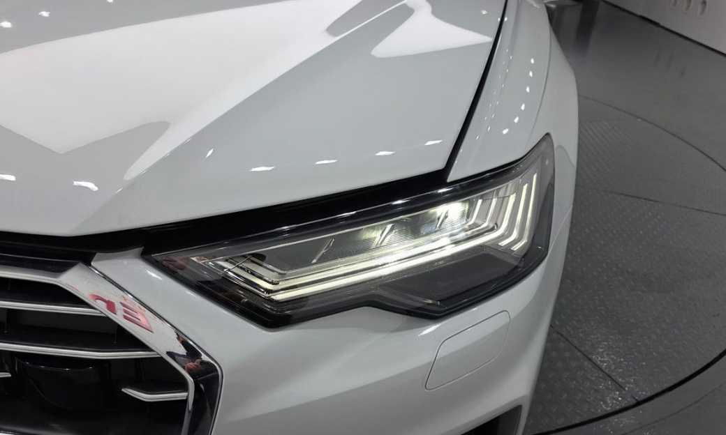 Audi A6 45 TFSI Quattro Premium, 2023