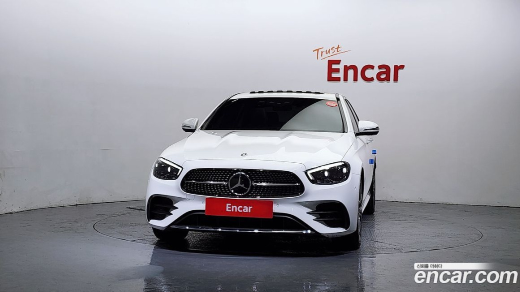 Mercedes-Benz E-Class E220d 4MATIC AMG Line, 2023