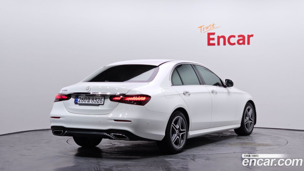 Mercedes-Benz E-Class E250 AMG Line, 2023