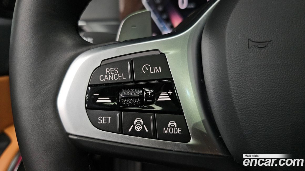 BMW 3-Series 320i M Sport, 2024