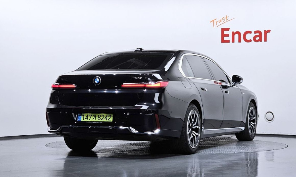 BMW 7-Series 740d xDrive M Sport, 2025