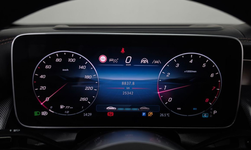 Mercedes-Benz GLC-Class GLC 300 4MATIC Avantgarde, 2025