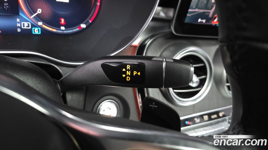 Mercedes-Benz GLC-Class GCL300 4MATIC Coupe, 2023