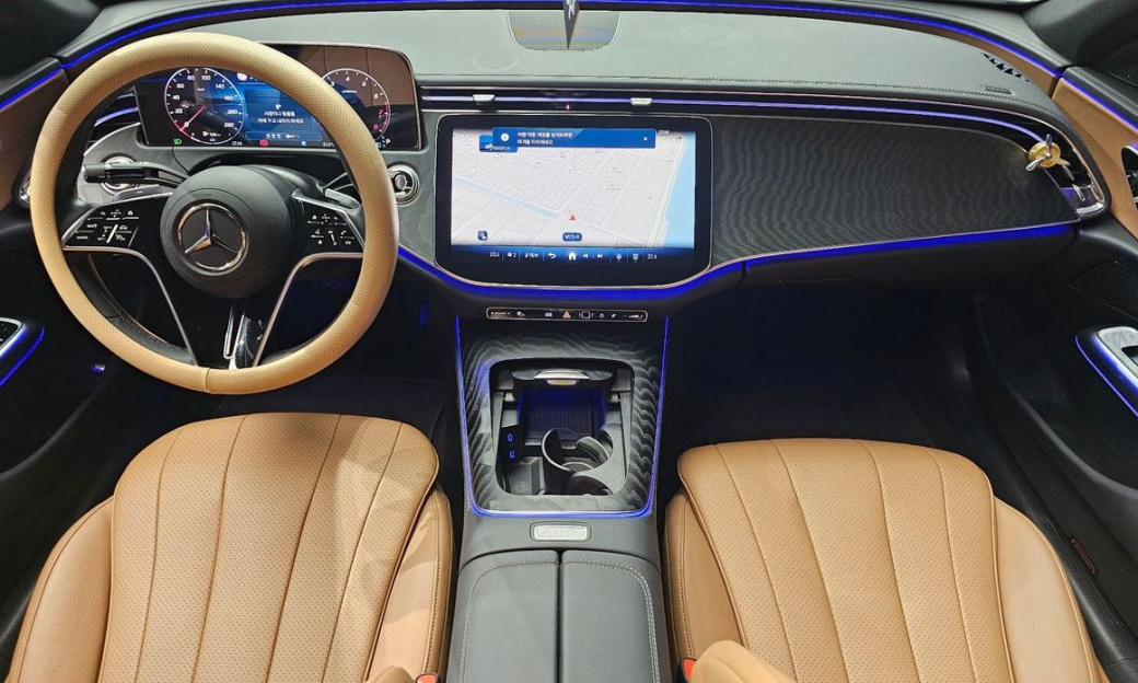 Mercedes-Benz E-Class E200 Avantgarde, 2025