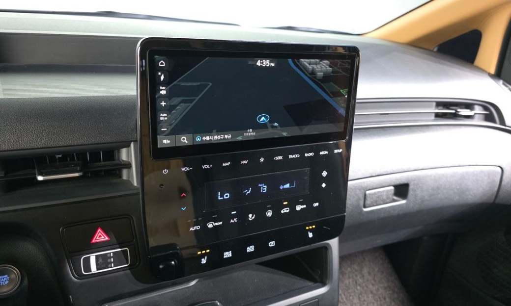 Hyundai Staria 2WD Camping Car, 2022