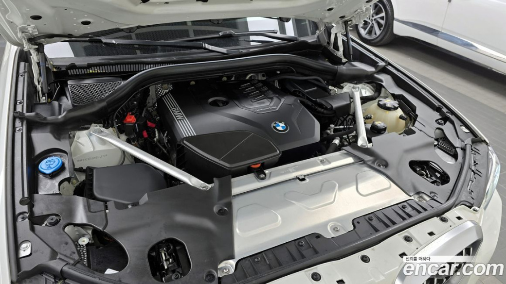BMW X4 xDrive20i M Sport, 2022