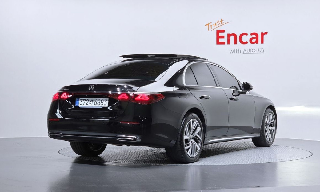 Mercedes-Benz E-Class E220d 4MATIC Exclusive, 2024