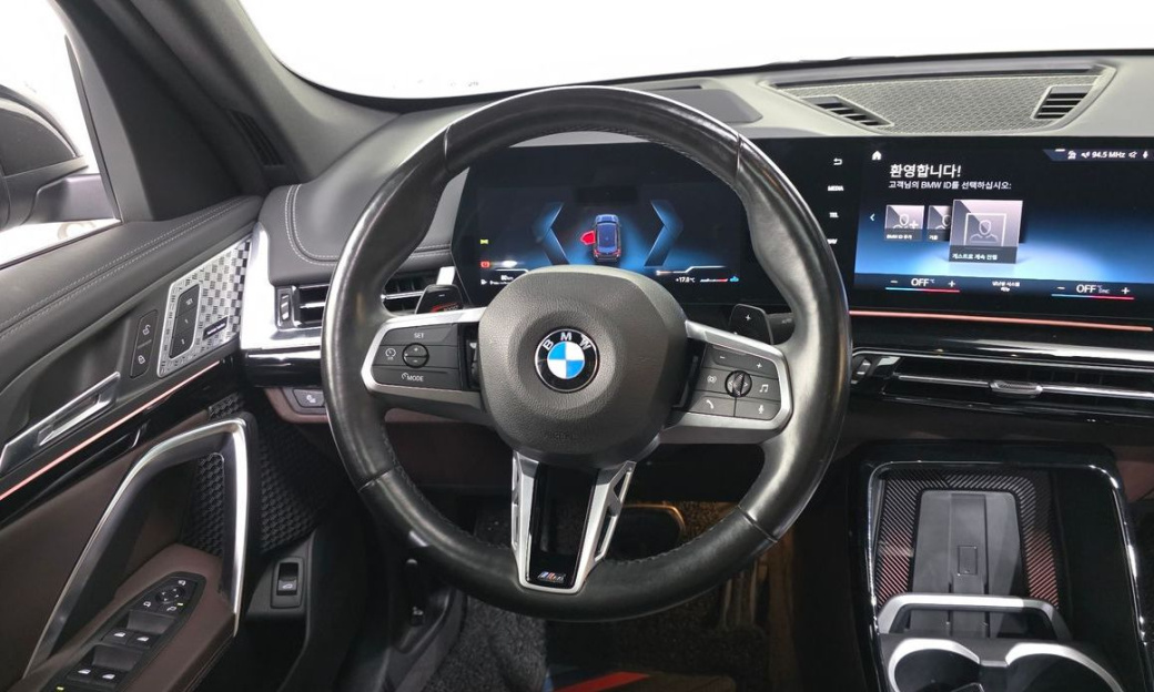 BMW X1 xDrive 20i M Sport, 2024