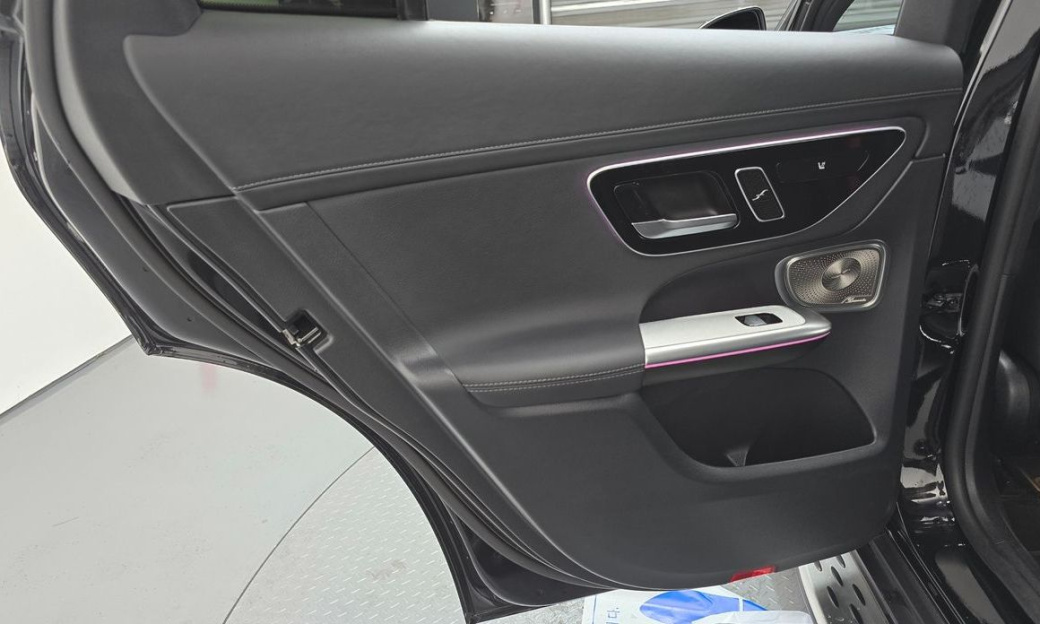 Mercedes-Benz GLC-Class GLC 300 4MATIC Avantgarde, 2025
