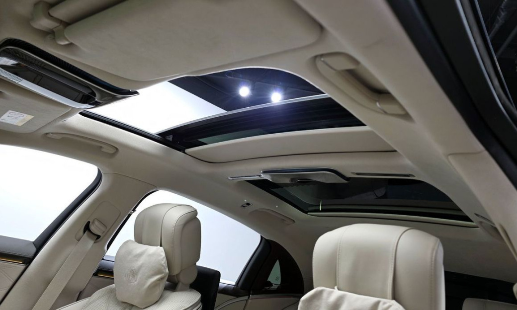 Mercedes-Benz S-Class Maybach S580 4MATIC, 2022