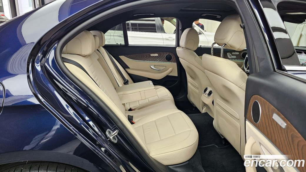 Mercedes-Benz E-Class E250 Exclusive, 2022