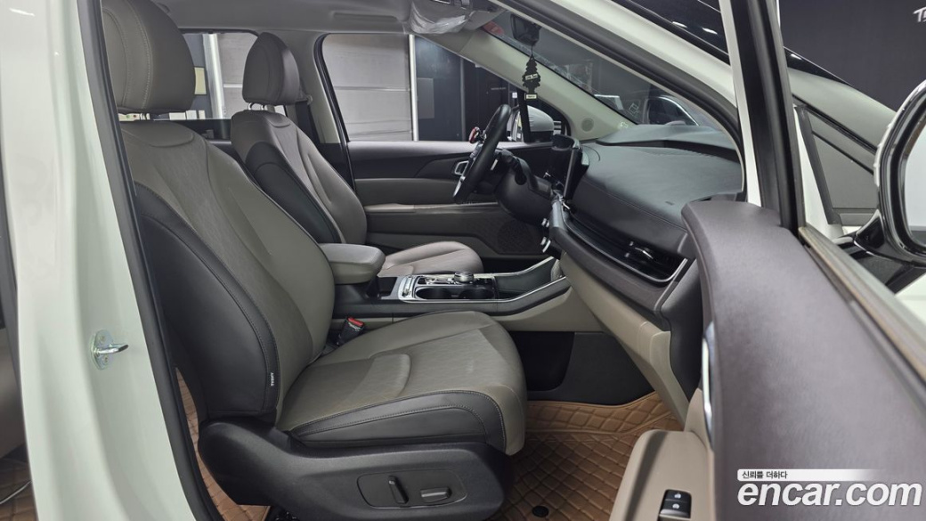 Kia Carnival 9-Seater Noblesse, 2025