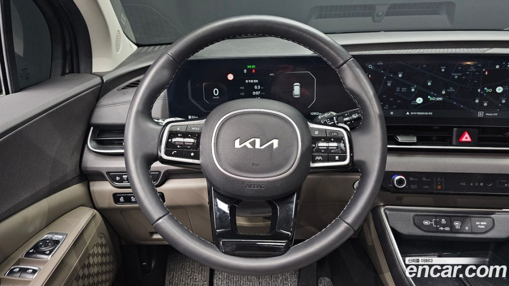 Kia Carnival 9-Seater Noblesse, 2025