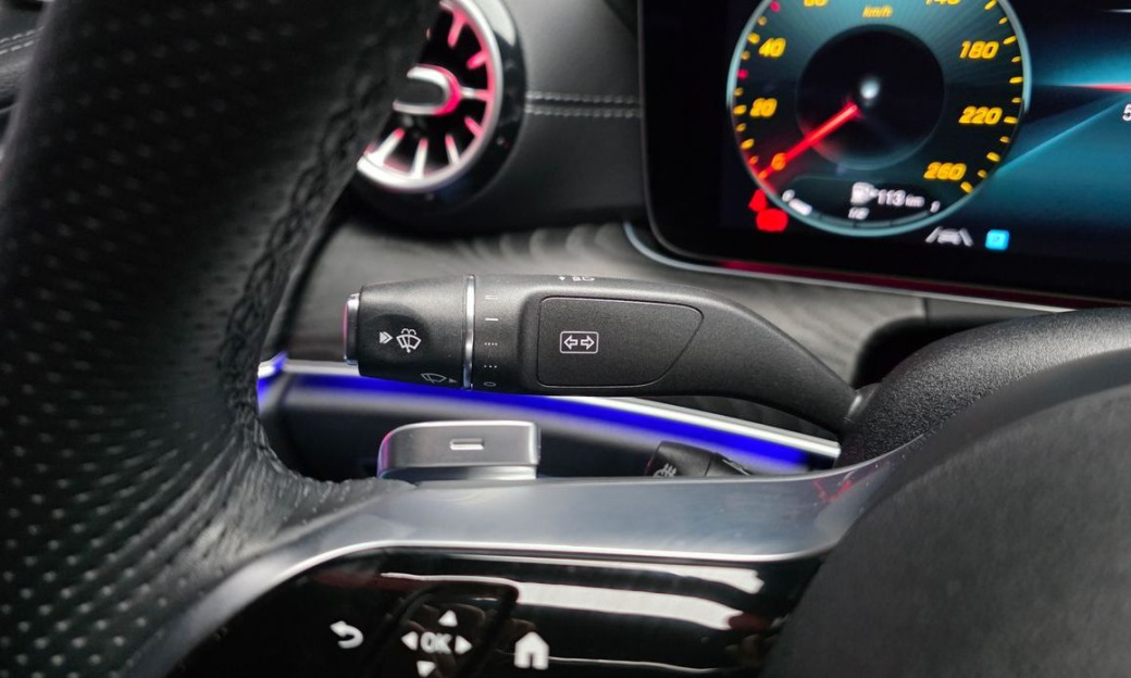 Mercedes-Benz E-Class E220d 4MATIC AMG Line, 2023