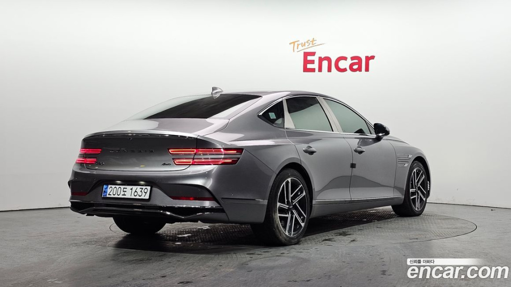 Genesis G80 Gasoline 2.5 Turbo AWD, 2025