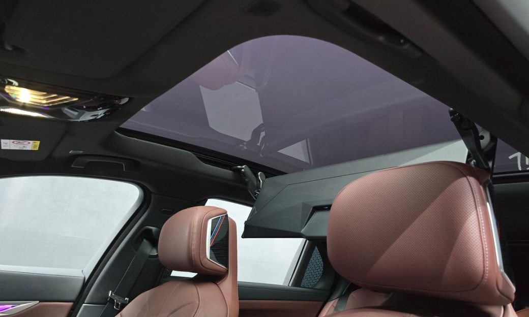 BMW 7-Series 740i xDrive M Sport, 2025