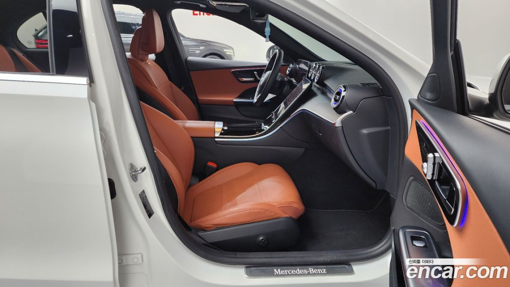 Mercedes-Benz C-Class C300 4MATIC Avantgarde, 2023