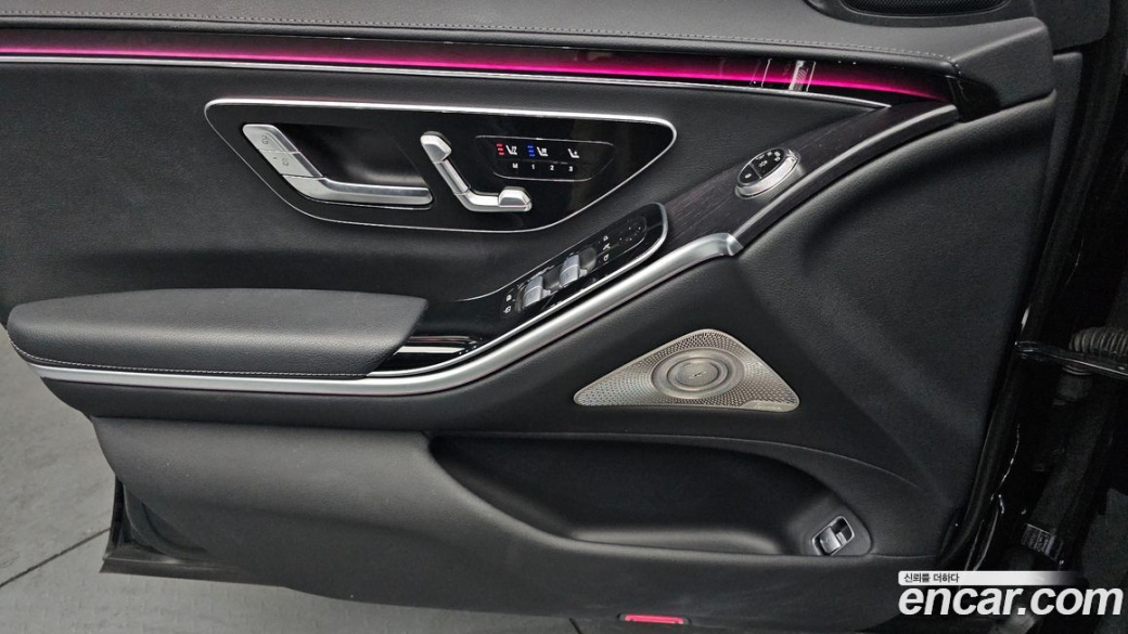 Mercedes-Benz S-Class S350 d, 2023