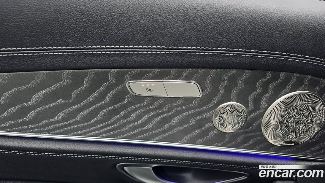 Mercedes-Benz E-Class E350 4MATIC AMG Line, 2023