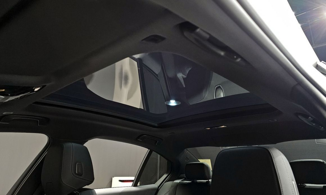 BMW 5-Series 520i M Sport, 2025