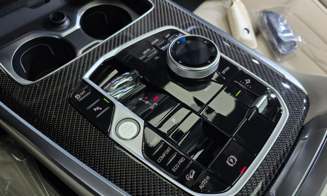 BMW X7 xDrive 40i M Sport 6STR, 2025