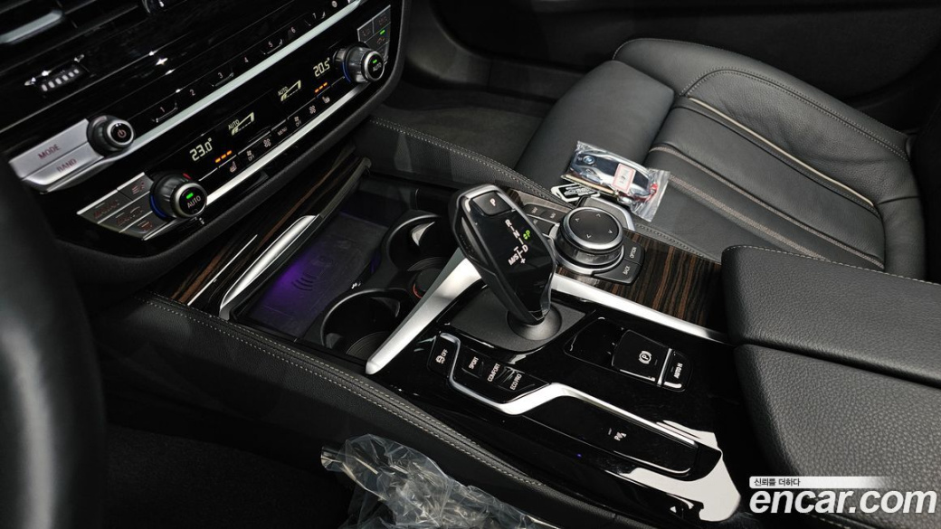 BMW 5-Series 520i M Sport, 2022
