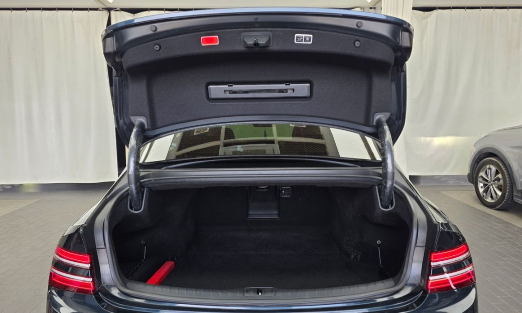 Genesis G80 Gasoline 2.5 Turbo AWD, 2025