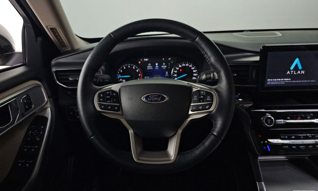 Ford Explorer 2.3 LimIted 4WD, 2022