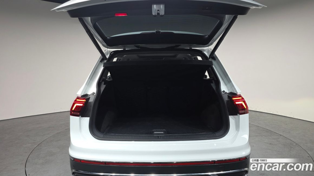 Volkswagen Tiguan 2.0 TDI Prestige, 2024