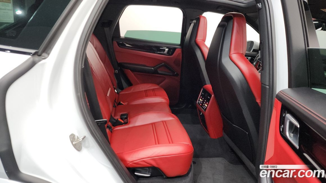 Porsche Cayenne 3.0, 2021