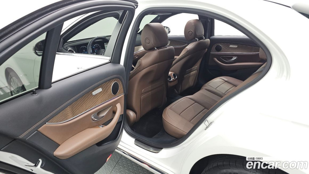Mercedes-Benz E-Class E250 Exclusive, 2022