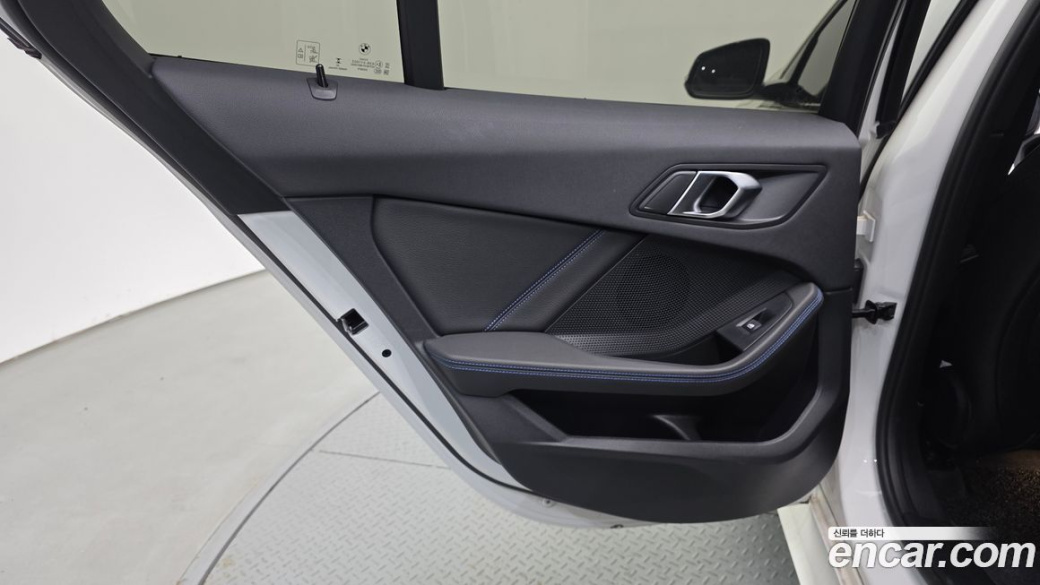 BMW 1-Series 120i M Sports, 2023