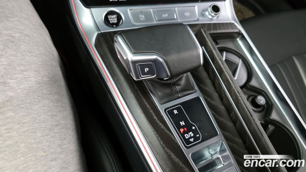 Audi A6 45 TFSI Quattro Premium, 2022