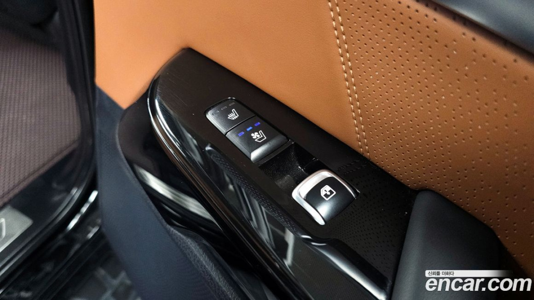 Kia Mohave Diesel 3.0 4WD 6-Seater, 2022
