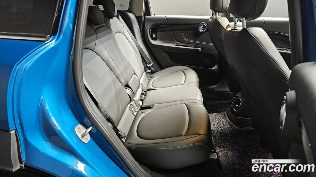 Mini Countryman Classic Plus Launch Pack, 2023