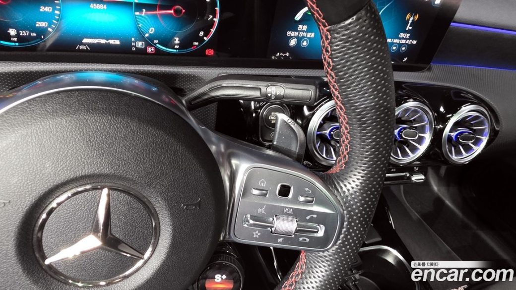 Mercedes-Benz A-Class AMG A35 4MATIC Sedan, 2022
