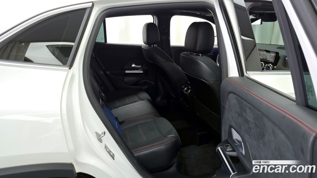 Mercedes-Benz GLA-Class GLA250 4MATIC, 2022