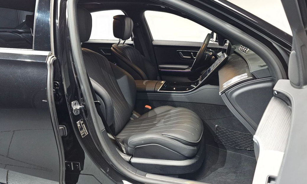 Mercedes-Benz S-Class S350 d, 2022