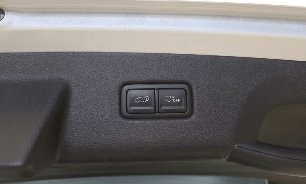 Kia Carnival 9-Seater Noblesse, 2023