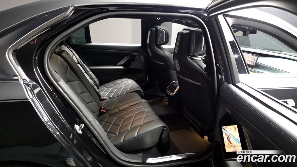 BMW 7-Series 740i sDrive M Sport, 2023