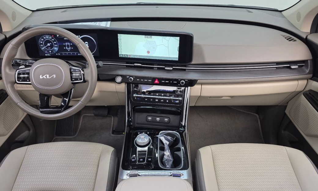 Kia Carnival 9-Seater Noblesse, 2023