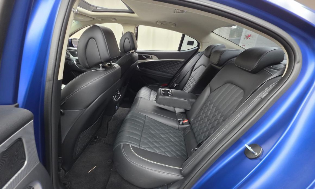 Genesis G70 Gasoline 2.5T 4WD, 2025