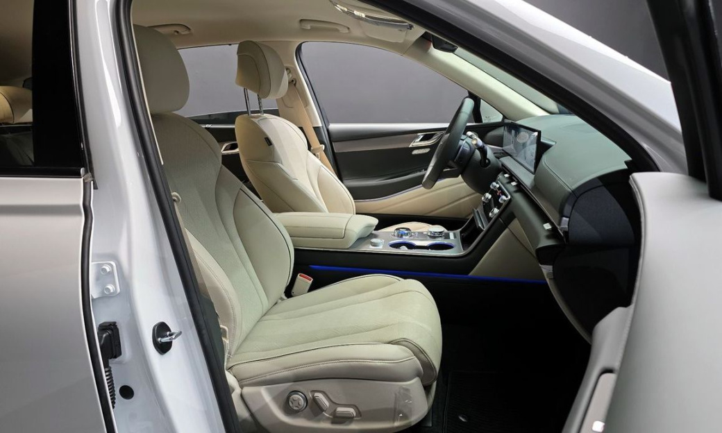 Genesis GV80 2.5T Gasoline 2WD, 2025