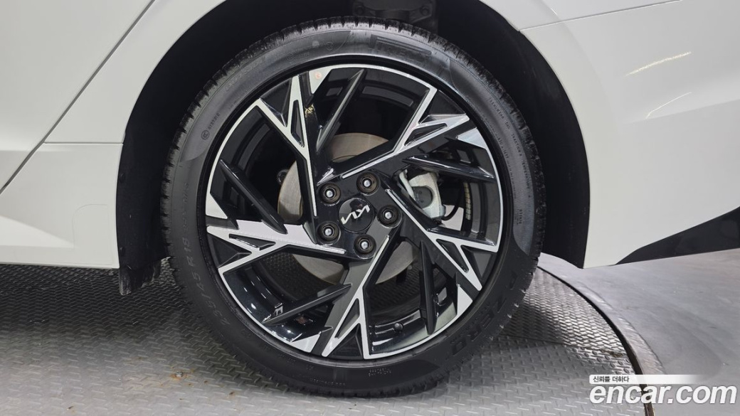 Kia K5 2.0, 2024