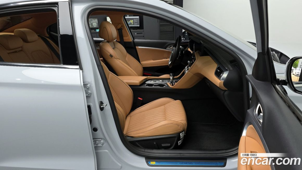Genesis G70 Gasoline 2.0T 2WD, 2021