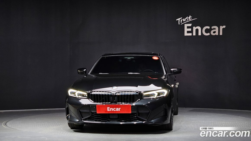 BMW 3-Series 320i M Sport, 2023